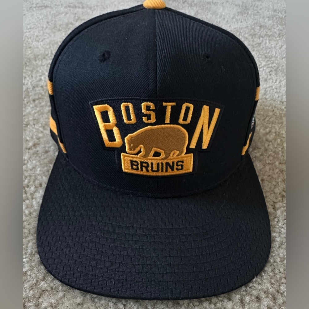 2016 Boston Bruins Winter Classic SnapBack hat